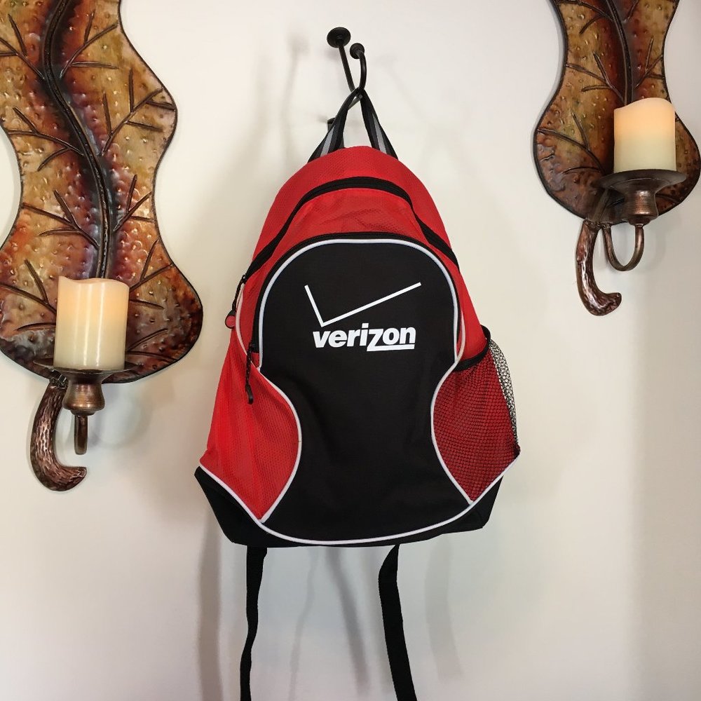 NWOT Leed's Backpack w/Verizon Logo